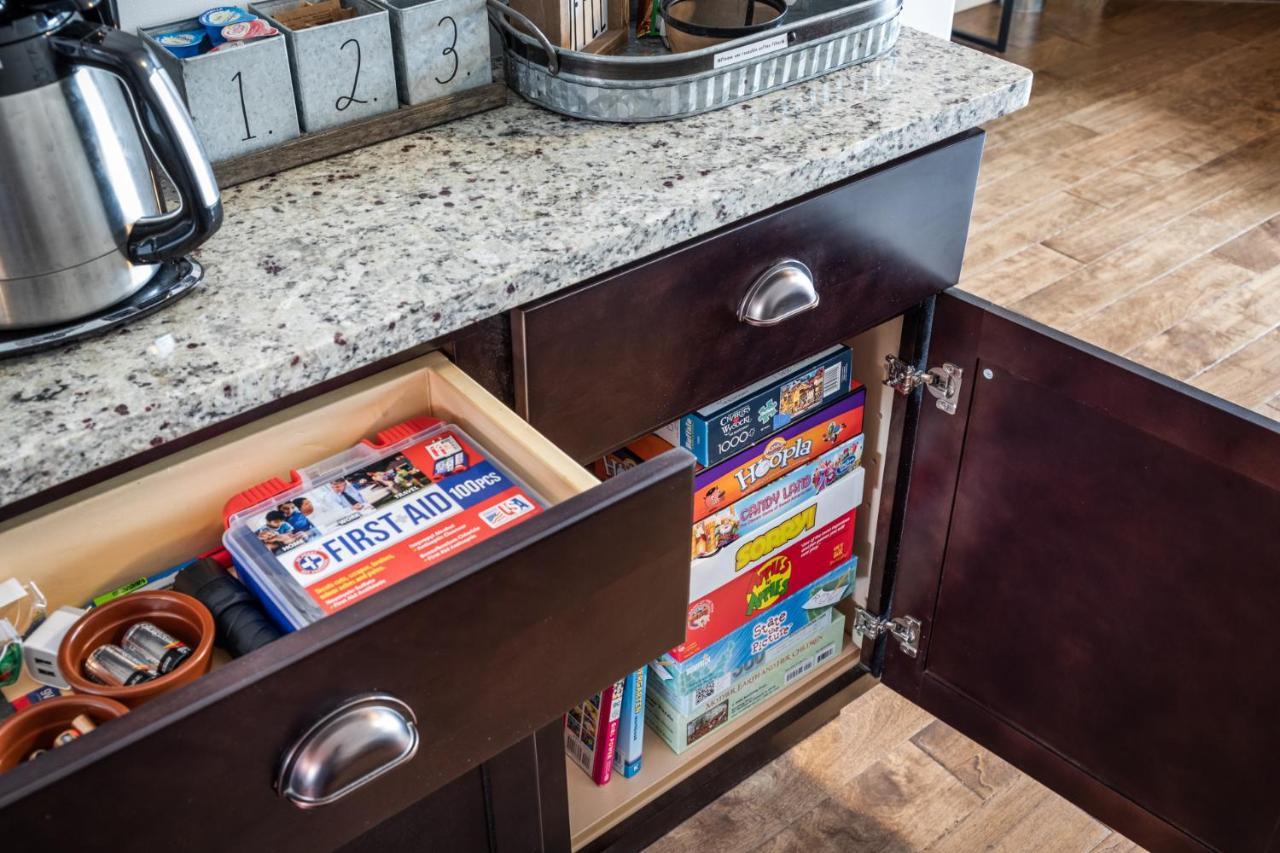 “Hygge” 3Bdr Townhouse, Close To Beach, Park & Wineries! Traverse City Eksteriør billede
